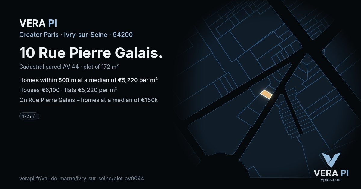 10 Rue Pierre Galais, Ivry-sur-Seine at night – the plot lit, the parcels around coloured by the prices near them