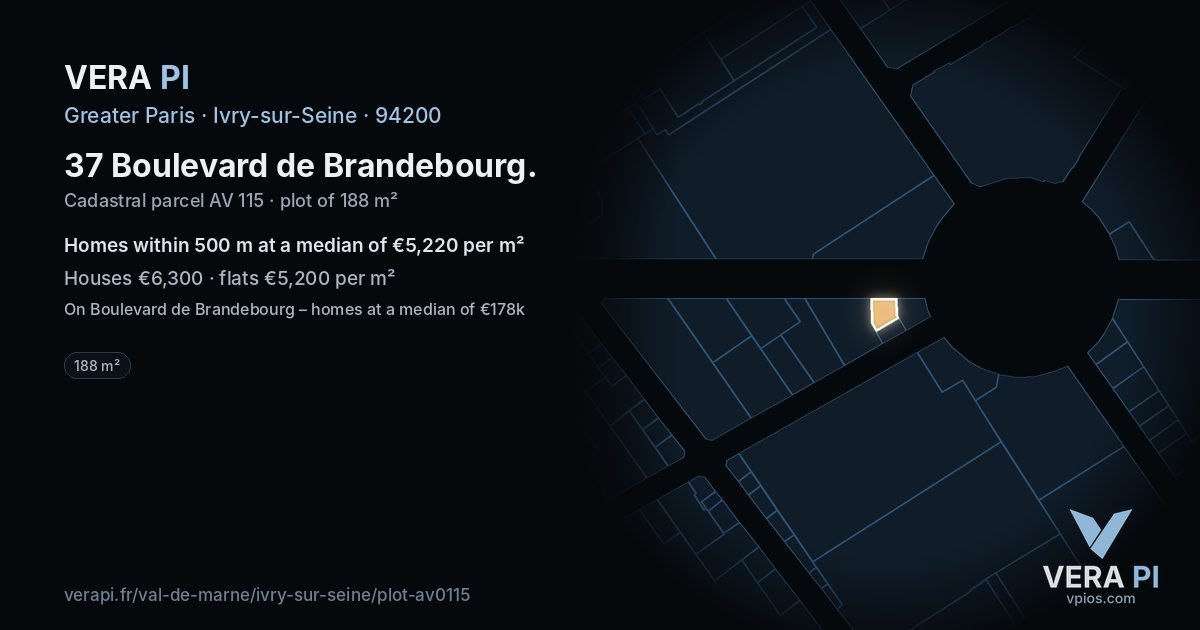 37 Boulevard de Brandebourg, Ivry-sur-Seine at night – the plot lit, the parcels around coloured by the prices near them