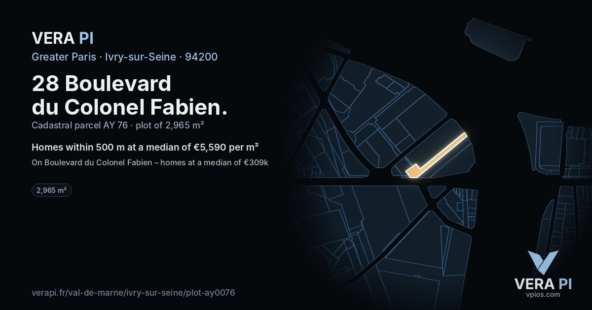 28 Boulevard du Colonel Fabien, Ivry-sur-Seine at night – the plot lit, the parcels around coloured by the prices near them