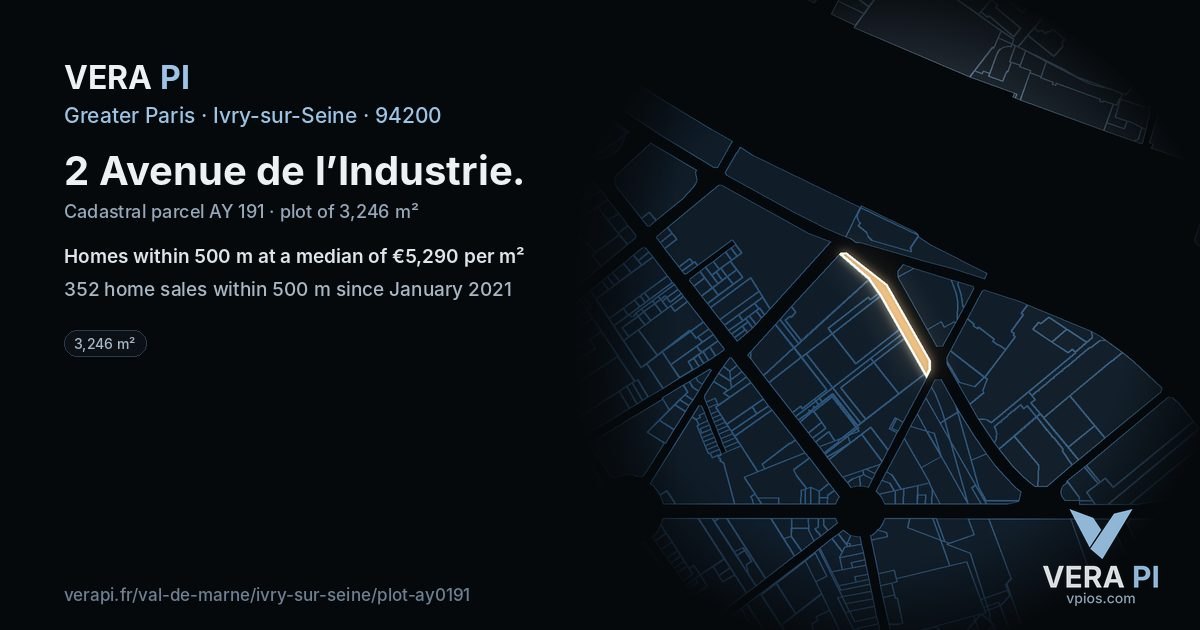 2 Avenue de l’Industrie, Ivry-sur-Seine at night – the plot lit, the parcels around coloured by the prices near them