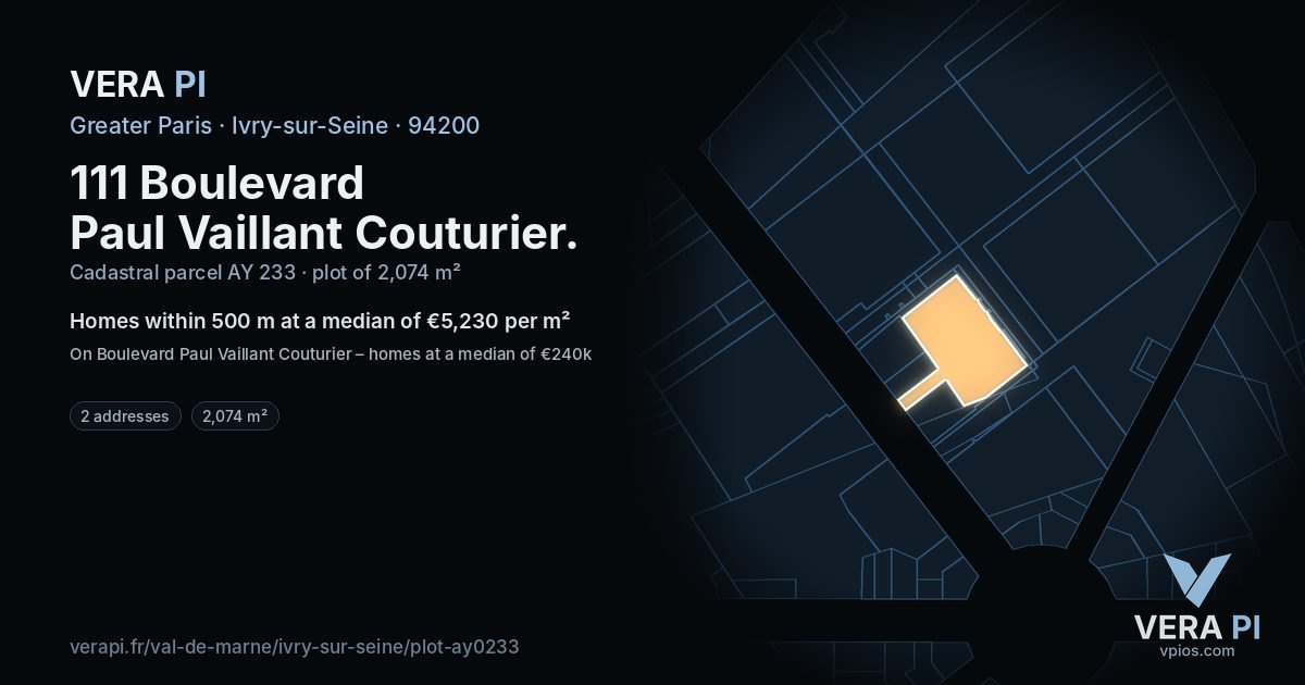 111 Boulevard Paul Vaillant Couturier, Ivry-sur-Seine at night – the plot lit, the parcels around coloured by the prices near them