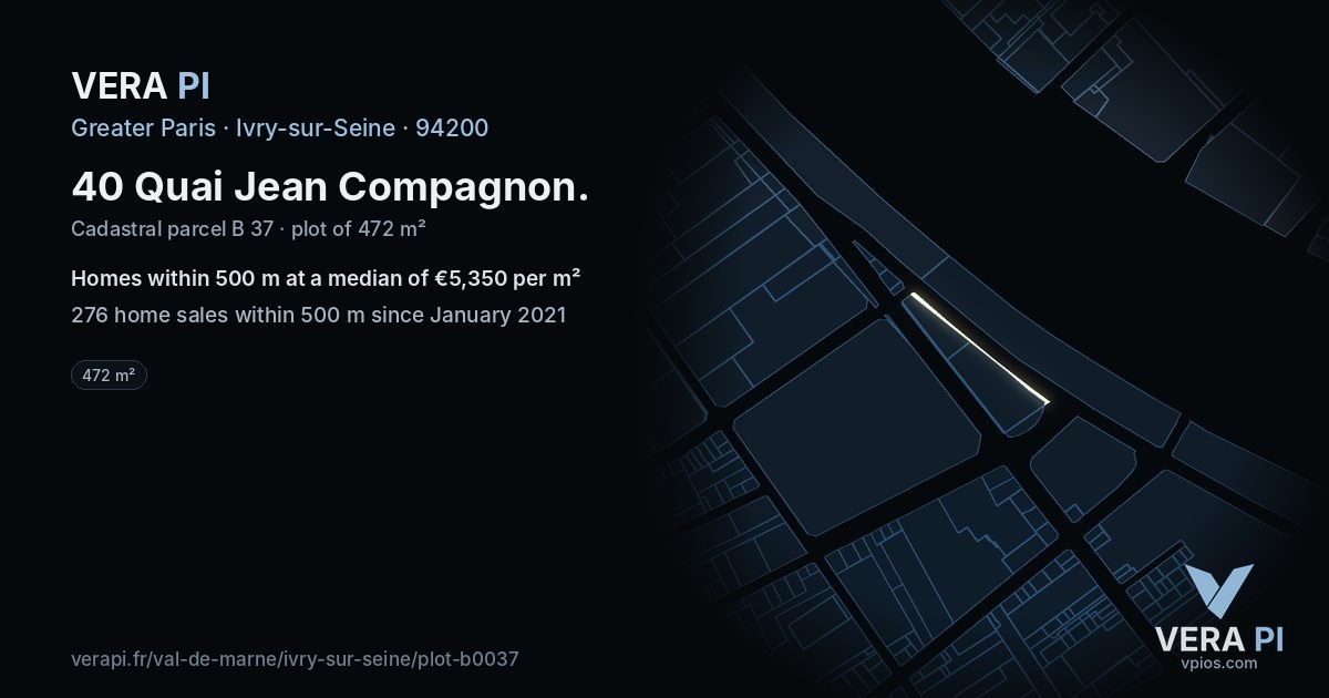 40 Quai Jean Compagnon, Ivry-sur-Seine at night – the plot lit, the parcels around coloured by the prices near them