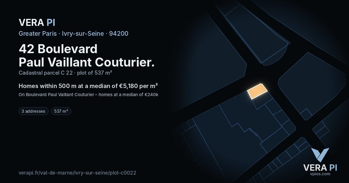 42 Boulevard Paul Vaillant Couturier, Ivry-sur-Seine at night – the plot lit, the parcels around coloured by the prices near them