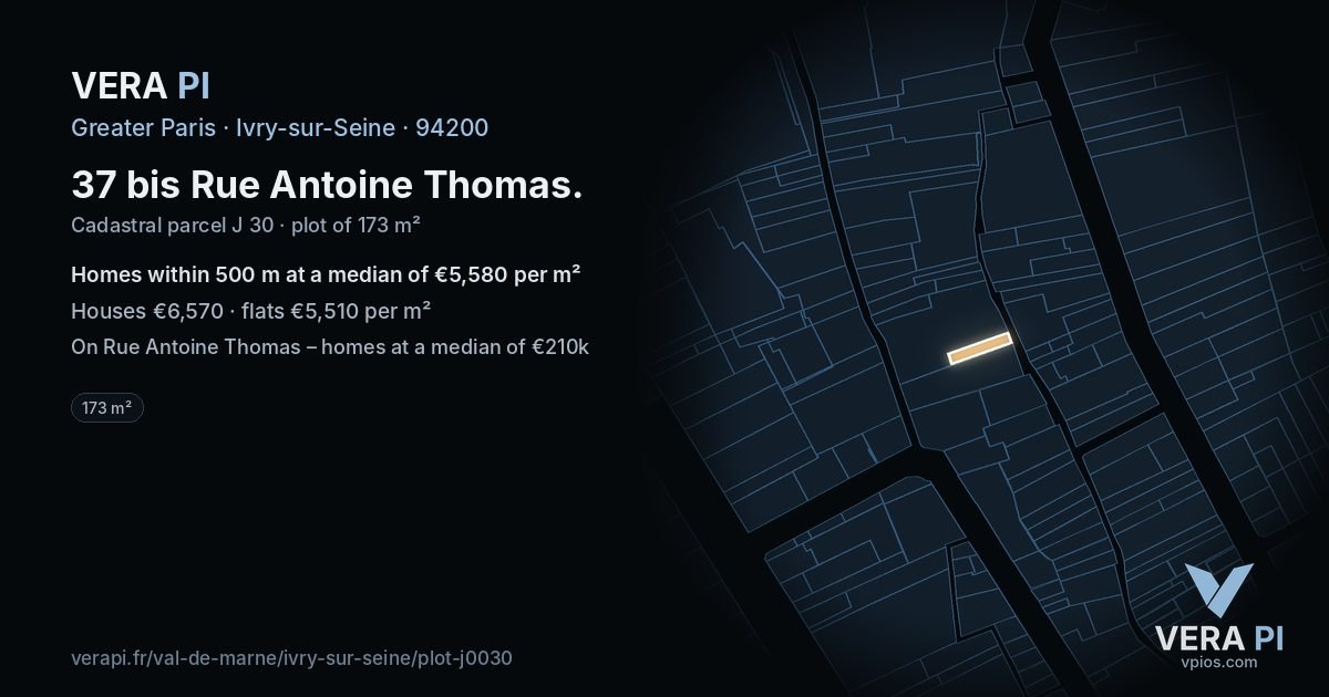37 bis Rue Antoine Thomas, Ivry-sur-Seine at night – the plot lit, the parcels around coloured by the prices near them