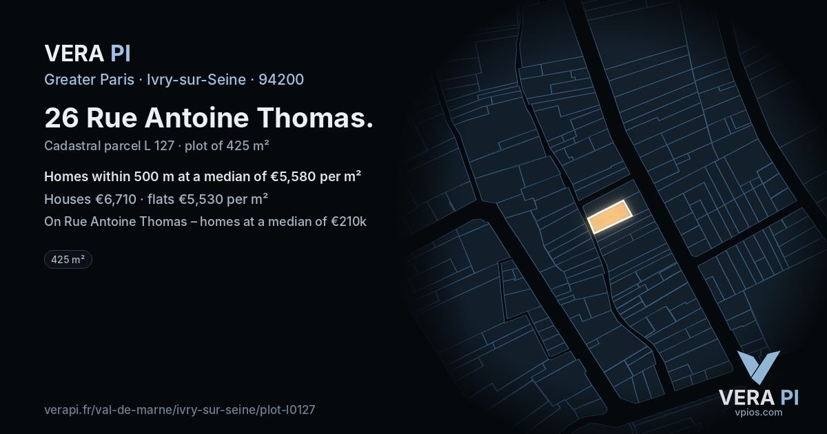 26 Rue Antoine Thomas, Ivry-sur-Seine at night – the plot lit, the parcels around coloured by the prices near them