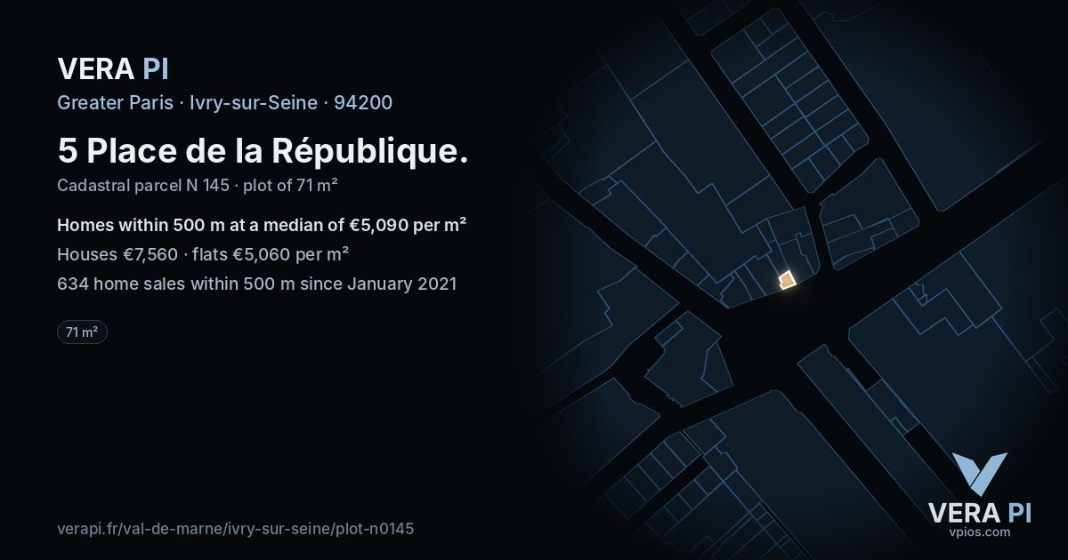 5 Place de la République, Ivry-sur-Seine at night – the plot lit, the parcels around coloured by the prices near them