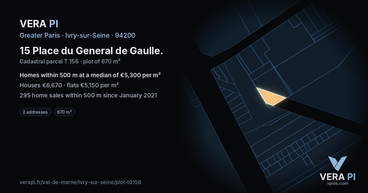 15 Place du General de Gaulle, Ivry-sur-Seine at night – the plot lit, the parcels around coloured by the prices near them
