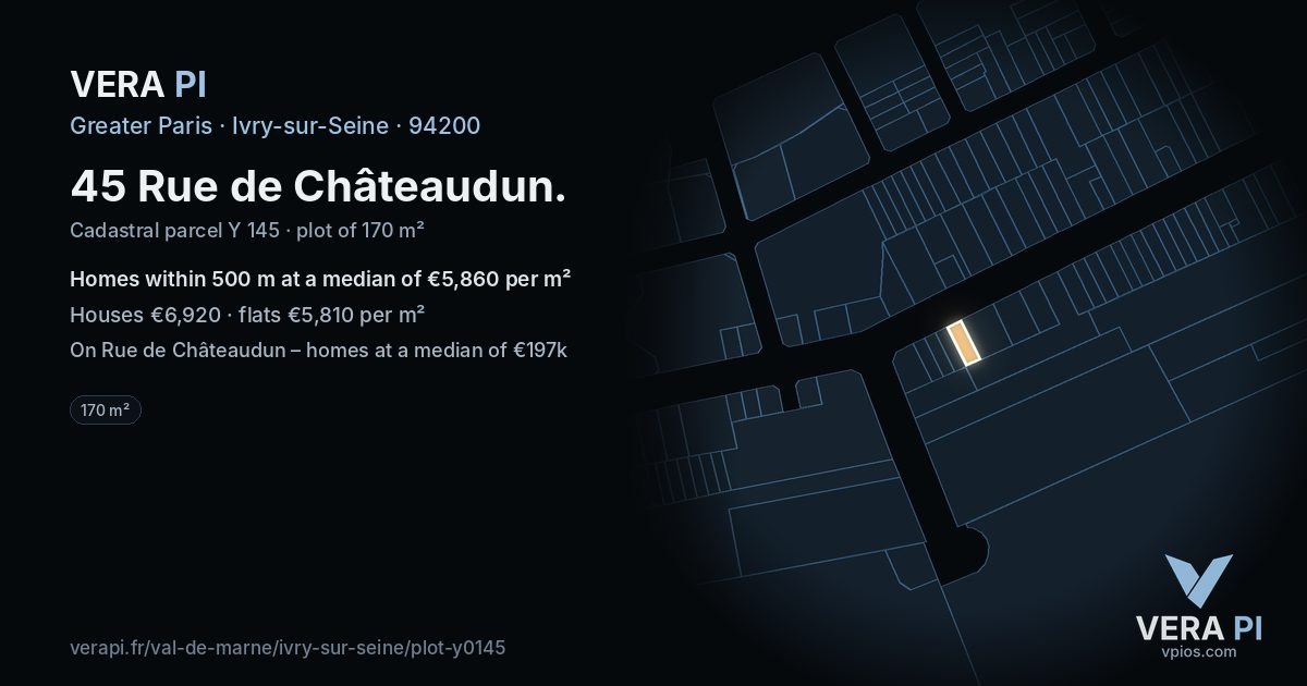 45 Rue de Châteaudun, Ivry-sur-Seine at night – the plot lit, the parcels around coloured by the prices near them