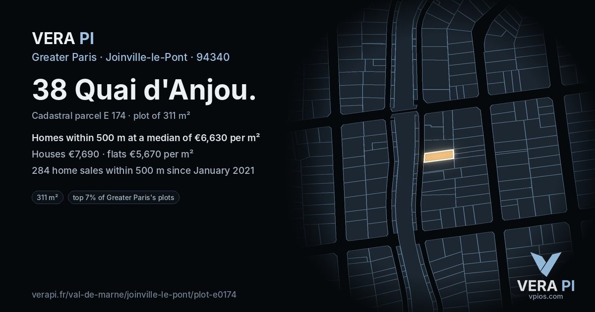 38 Quai d'Anjou, Joinville-le-Pont at night – the plot lit, the parcels around coloured by the prices near them