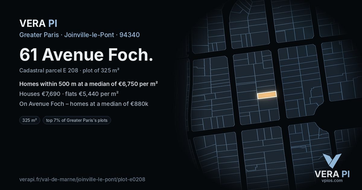 61 Avenue Foch, Joinville-le-Pont at night – the plot lit, the parcels around coloured by the prices near them