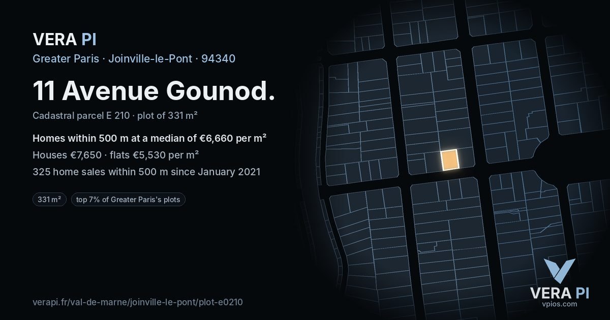 11 Avenue Gounod, Joinville-le-Pont at night – the plot lit, the parcels around coloured by the prices near them