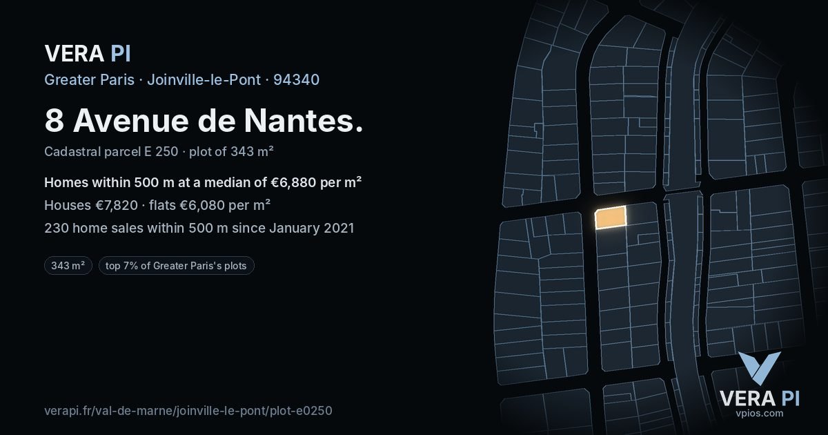 8 Avenue de Nantes, Joinville-le-Pont at night – the plot lit, the parcels around coloured by the prices near them