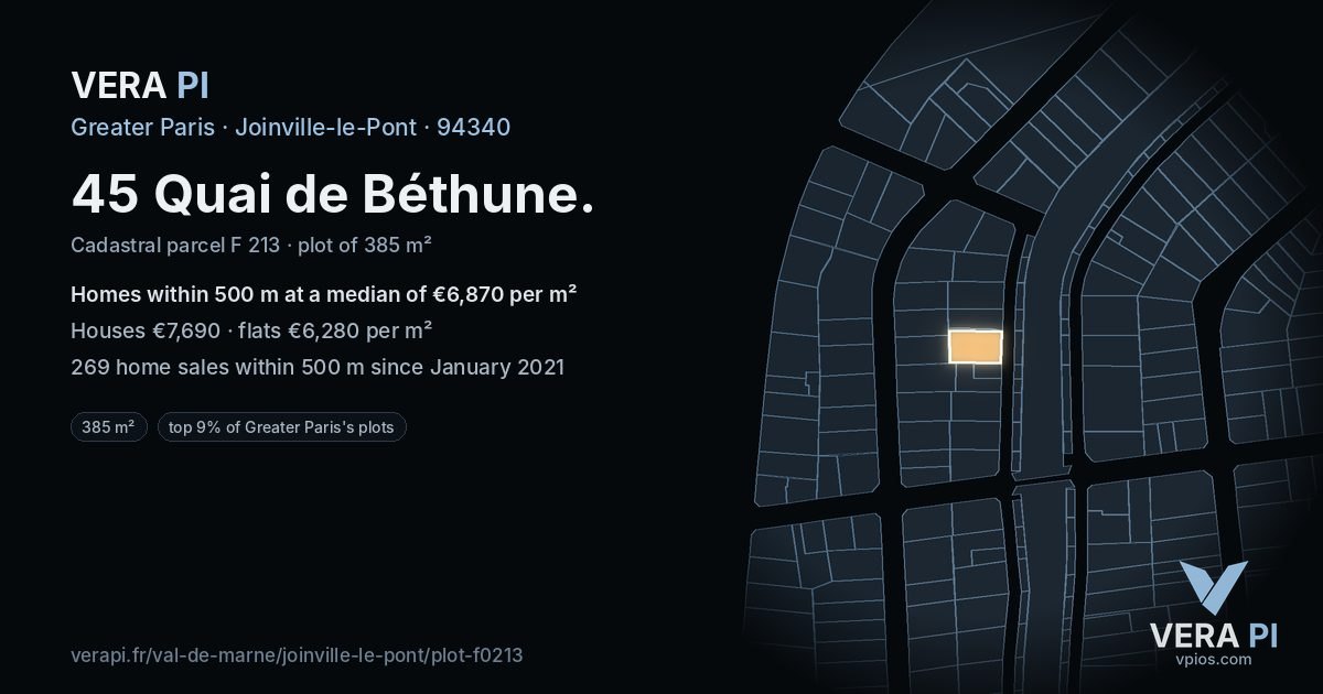 45 Quai de Béthune, Joinville-le-Pont at night – the plot lit, the parcels around coloured by the prices near them