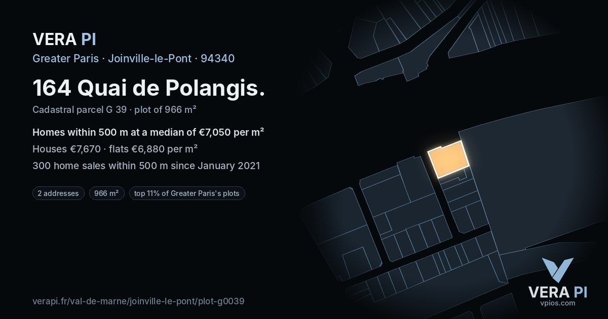 164 Quai de Polangis, Joinville-le-Pont at night – the plot lit, the parcels around coloured by the prices near them