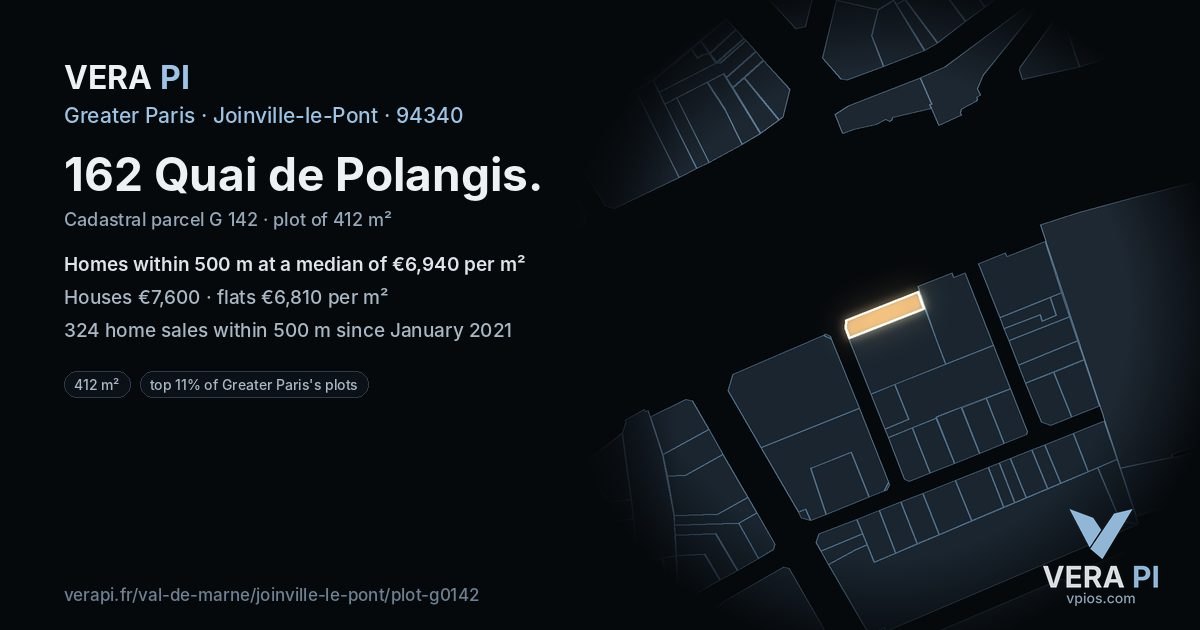 162 Quai de Polangis, Joinville-le-Pont at night – the plot lit, the parcels around coloured by the prices near them