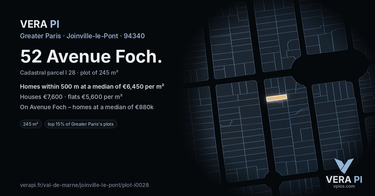 52 Avenue Foch, Joinville-le-Pont at night – the plot lit, the parcels around coloured by the prices near them
