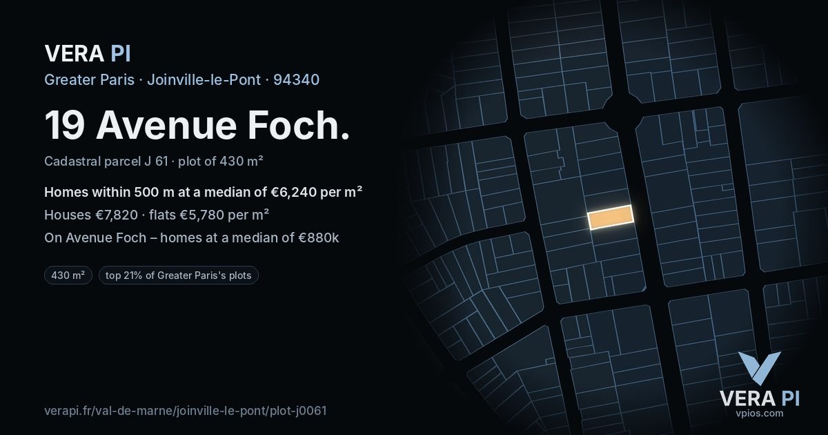 19 Avenue Foch, Joinville-le-Pont at night – the plot lit, the parcels around coloured by the prices near them