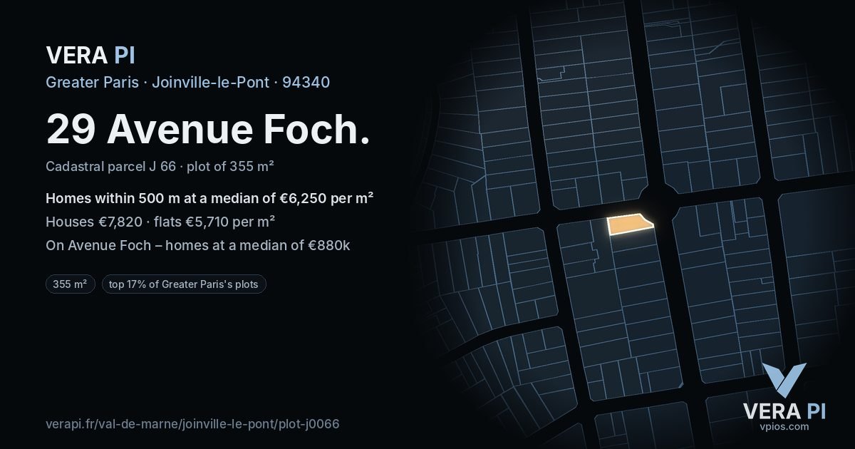 29 Avenue Foch, Joinville-le-Pont at night – the plot lit, the parcels around coloured by the prices near them