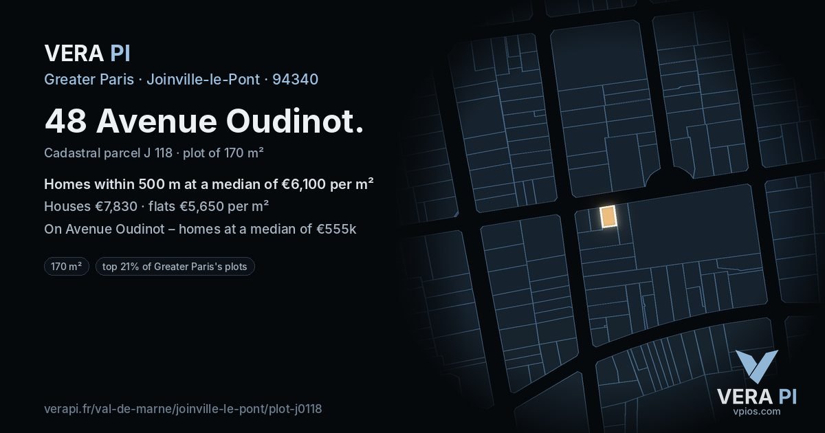 48 Avenue Oudinot, Joinville-le-Pont at night – the plot lit, the parcels around coloured by the prices near them