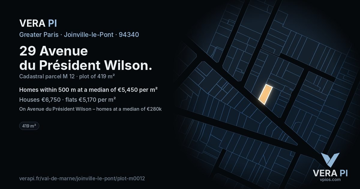 29 Avenue du Président Wilson, Joinville-le-Pont at night – the plot lit, the parcels around coloured by the prices near them