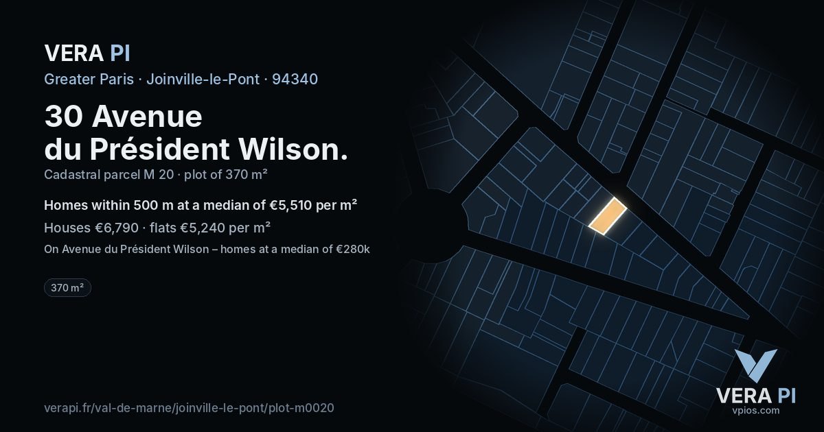 30 Avenue du Président Wilson, Joinville-le-Pont at night – the plot lit, the parcels around coloured by the prices near them