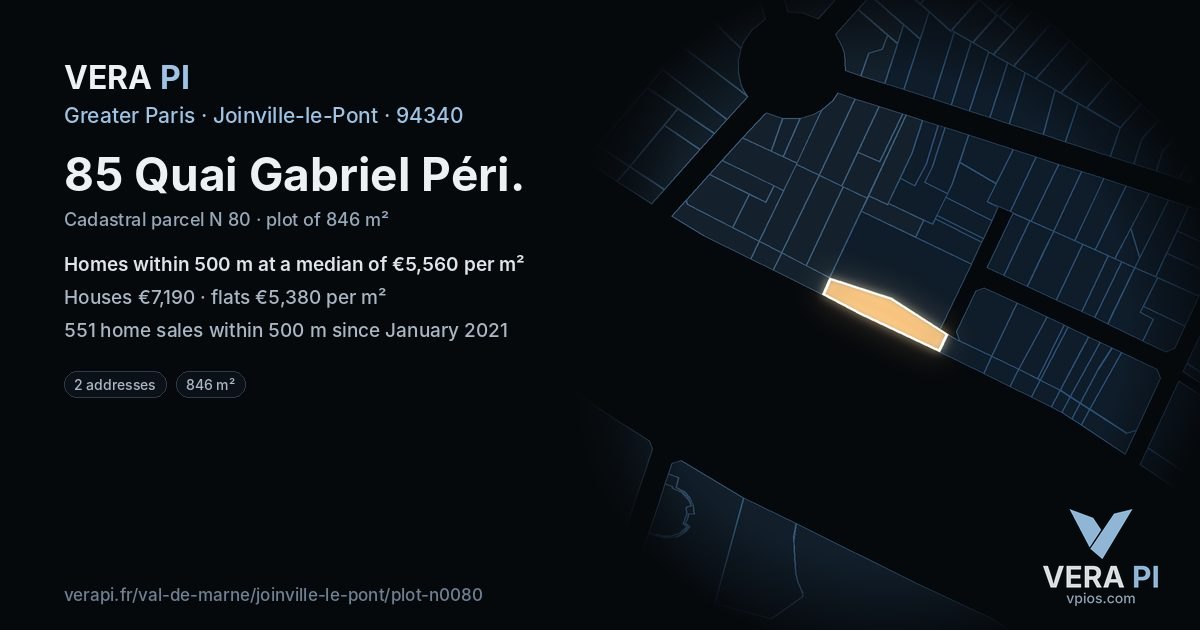 85 Quai Gabriel Péri, Joinville-le-Pont at night – the plot lit, the parcels around coloured by the prices near them