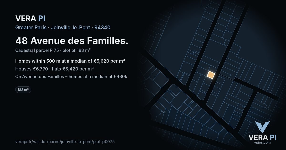 48 Avenue des Familles, Joinville-le-Pont at night – the plot lit, the parcels around coloured by the prices near them