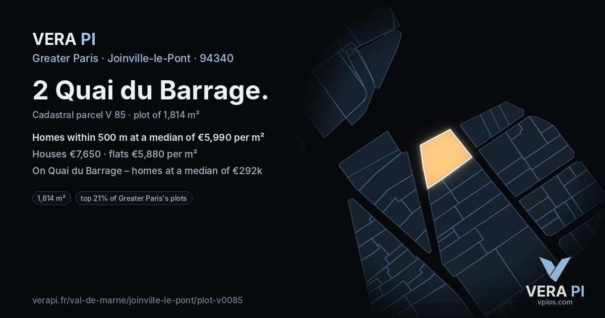 2 Quai du Barrage, Joinville-le-Pont at night – the plot lit, the parcels around coloured by the prices near them