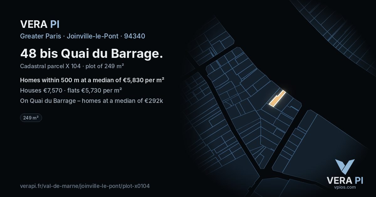 48 bis Quai du Barrage, Joinville-le-Pont at night – the plot lit, the parcels around coloured by the prices near them