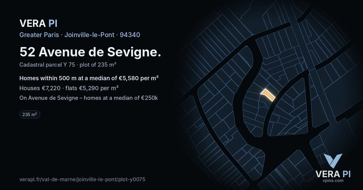 52 Avenue de Sevigne, Joinville-le-Pont at night – the plot lit, the parcels around coloured by the prices near them
