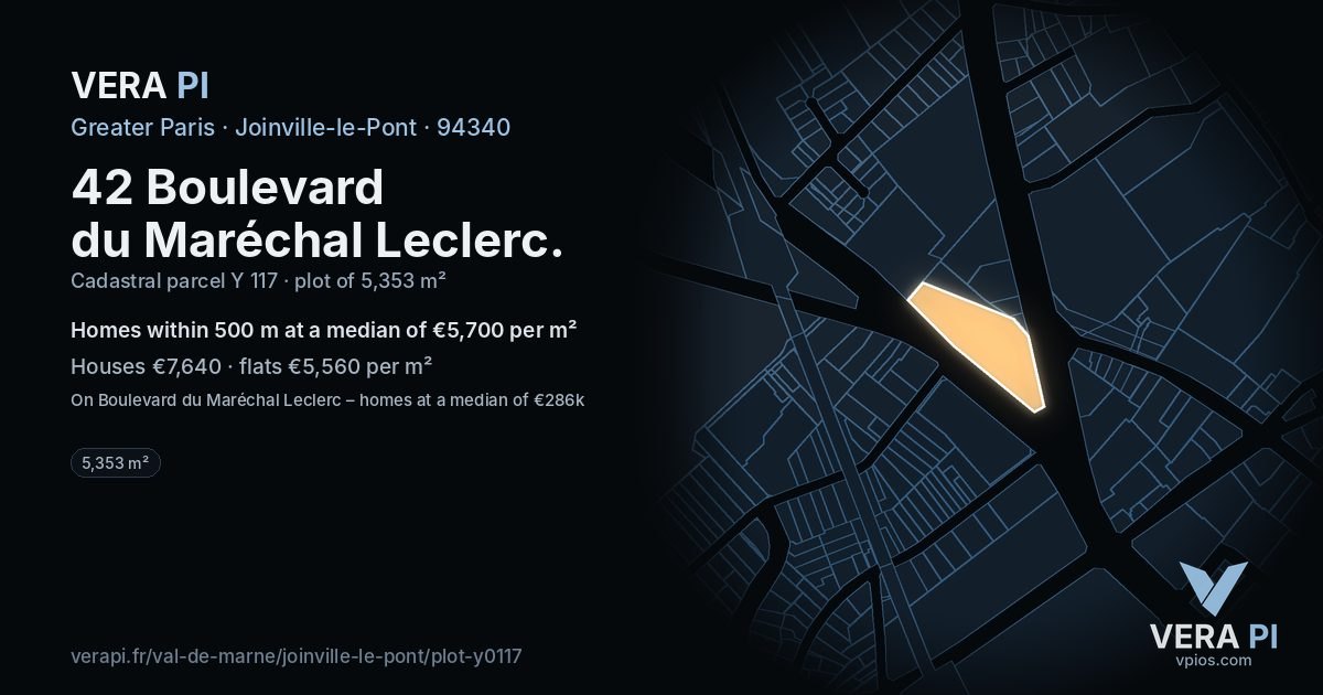 42 Boulevard du Maréchal Leclerc, Joinville-le-Pont at night – the plot lit, the parcels around coloured by the prices near them