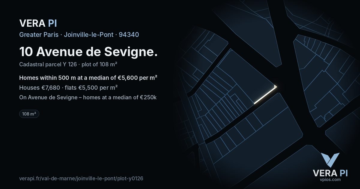 10 Avenue de Sevigne, Joinville-le-Pont at night – the plot lit, the parcels around coloured by the prices near them
