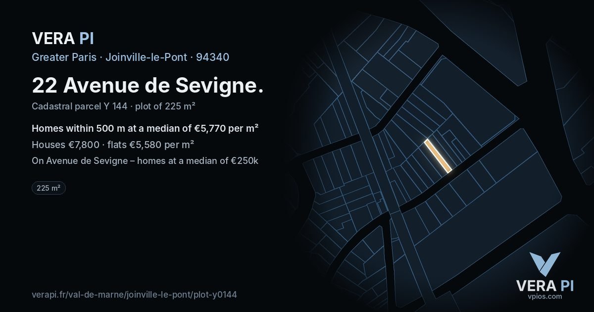 22 Avenue de Sevigne, Joinville-le-Pont at night – the plot lit, the parcels around coloured by the prices near them