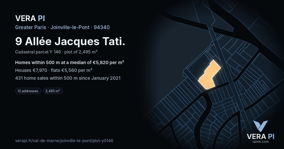 9 Allée Jacques Tati, Joinville-le-Pont at night – the plot lit, the parcels around coloured by the prices near them