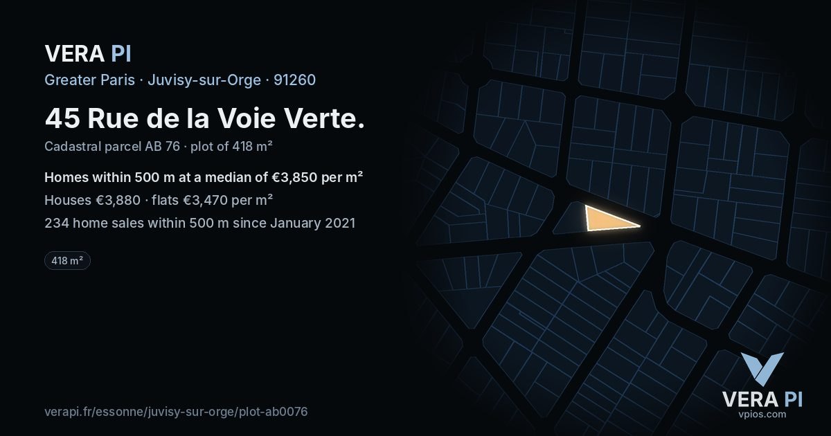 45 Rue de la Voie Verte, Juvisy-sur-Orge at night – the plot lit, the parcels around coloured by the prices near them
