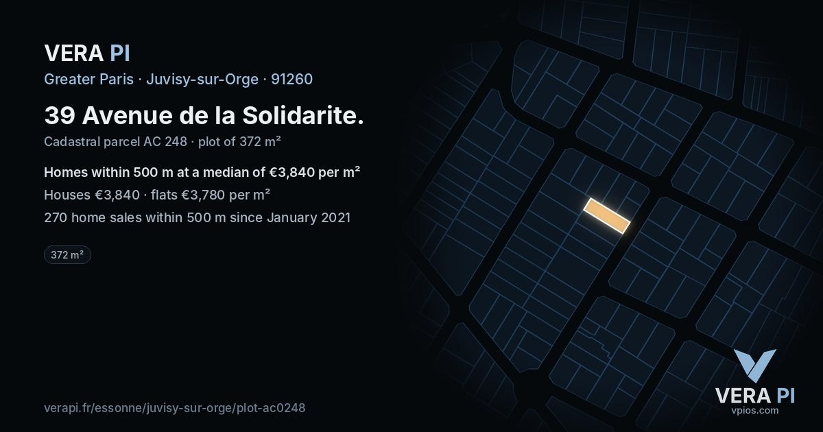 39 Avenue de la Solidarite, Juvisy-sur-Orge at night – the plot lit, the parcels around coloured by the prices near them