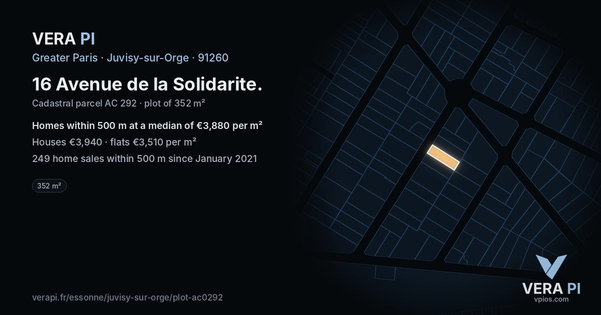 16 Avenue de la Solidarite, Juvisy-sur-Orge at night – the plot lit, the parcels around coloured by the prices near them