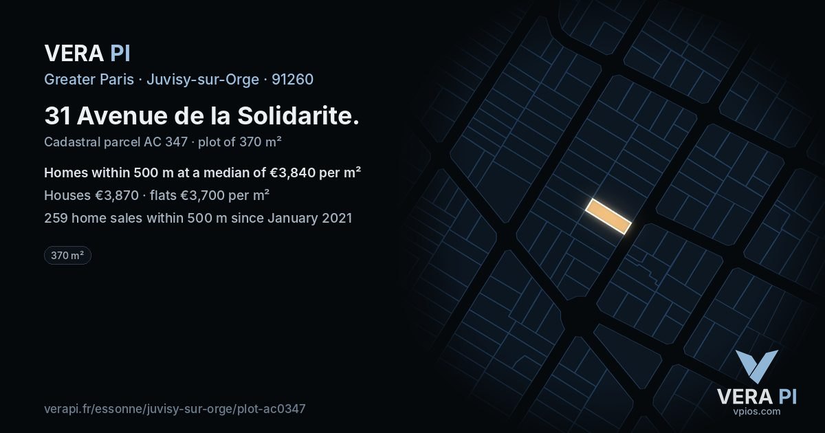 31 Avenue de la Solidarite, Juvisy-sur-Orge at night – the plot lit, the parcels around coloured by the prices near them