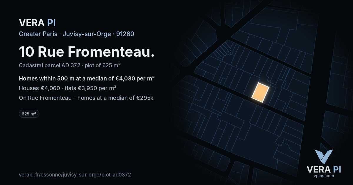 10 Rue Fromenteau, Juvisy-sur-Orge at night – the plot lit, the parcels around coloured by the prices near them