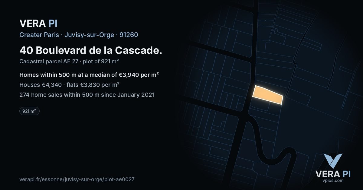 40 Boulevard de la Cascade, Juvisy-sur-Orge at night – the plot lit, the parcels around coloured by the prices near them