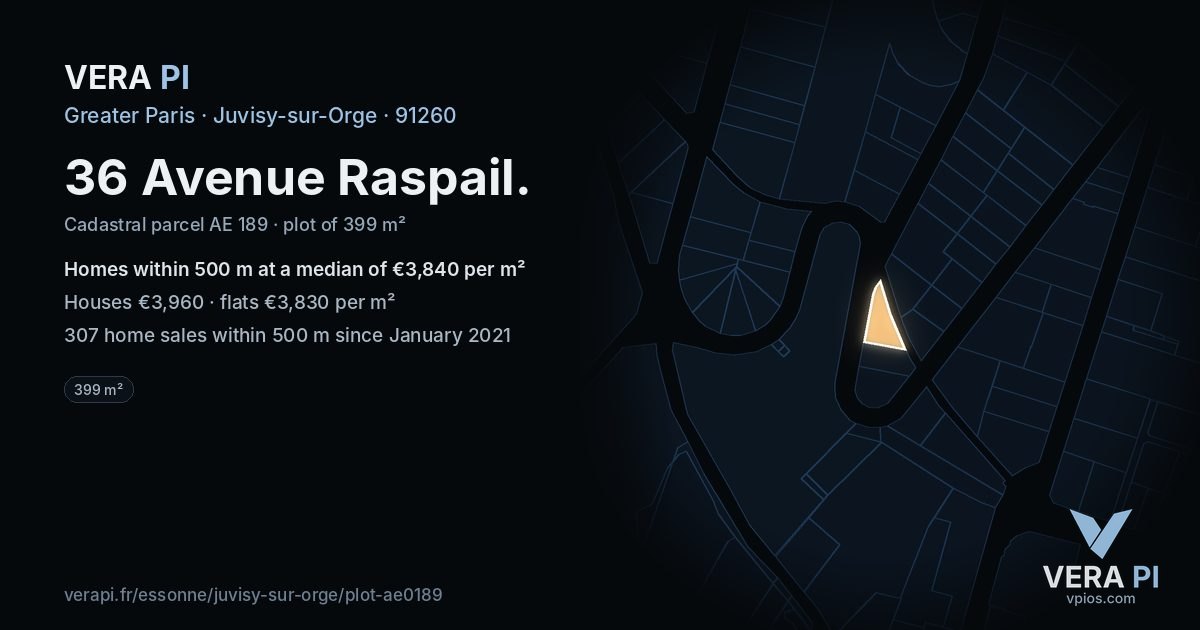 36 Avenue Raspail, Juvisy-sur-Orge at night – the plot lit, the parcels around coloured by the prices near them