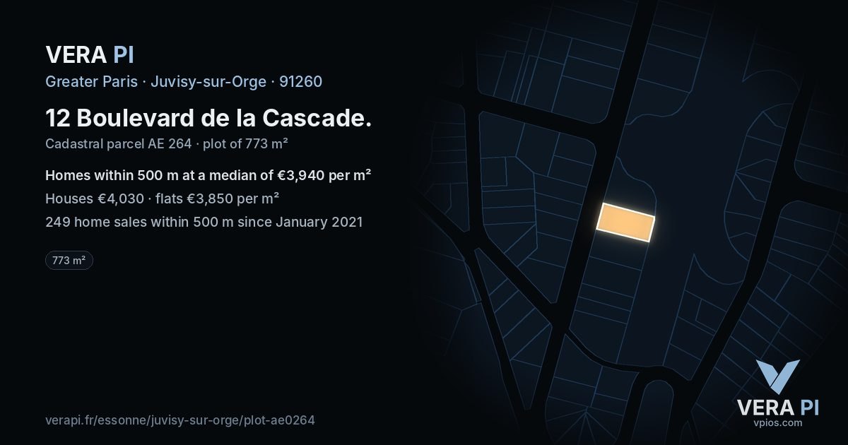 12 Boulevard de la Cascade, Juvisy-sur-Orge at night – the plot lit, the parcels around coloured by the prices near them