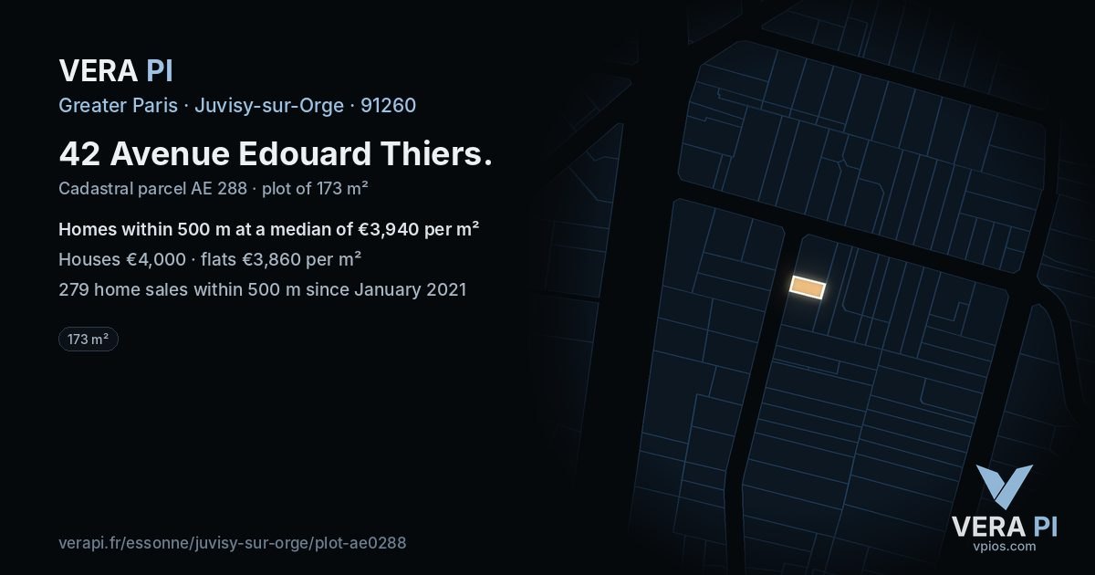 42 Avenue Edouard Thiers, Juvisy-sur-Orge at night – the plot lit, the parcels around coloured by the prices near them