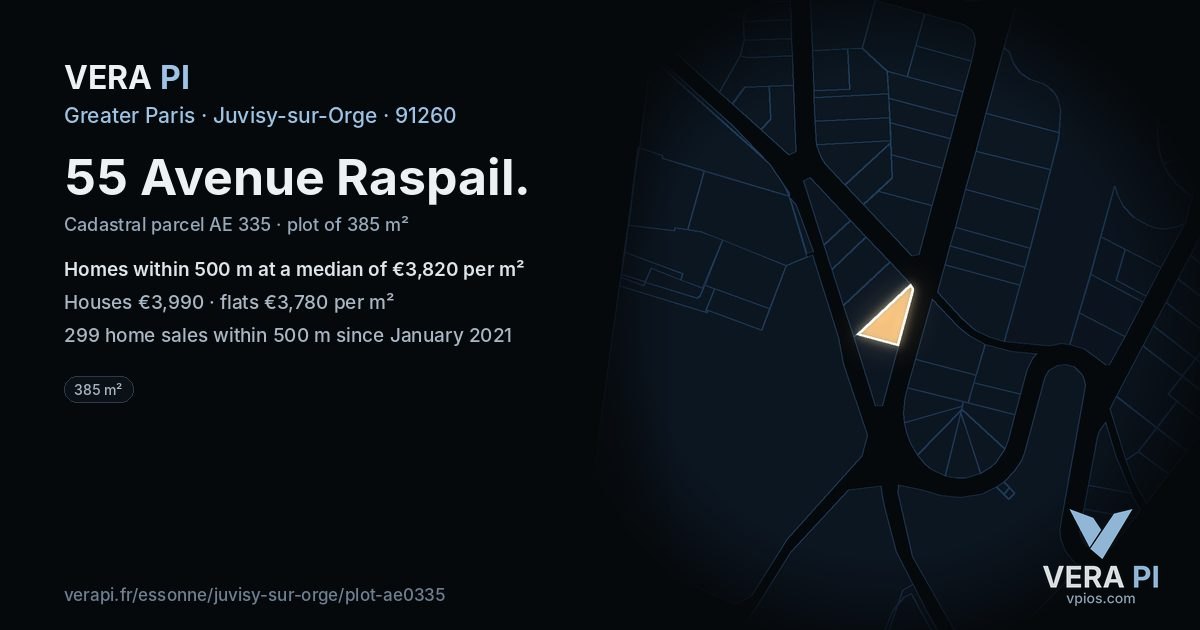 55 Avenue Raspail, Juvisy-sur-Orge at night – the plot lit, the parcels around coloured by the prices near them