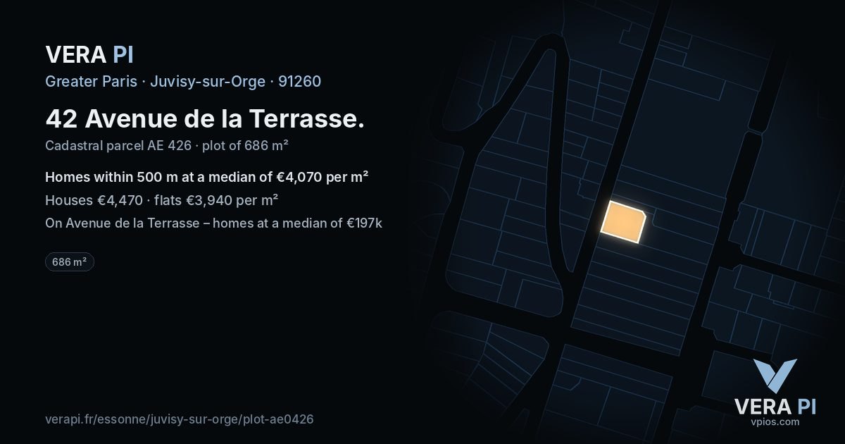 42 Avenue de la Terrasse, Juvisy-sur-Orge at night – the plot lit, the parcels around coloured by the prices near them