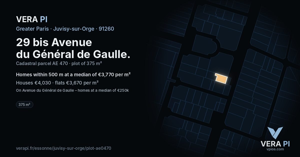 29 bis Avenue du Général de Gaulle, Juvisy-sur-Orge at night – the plot lit, the parcels around coloured by the prices near them