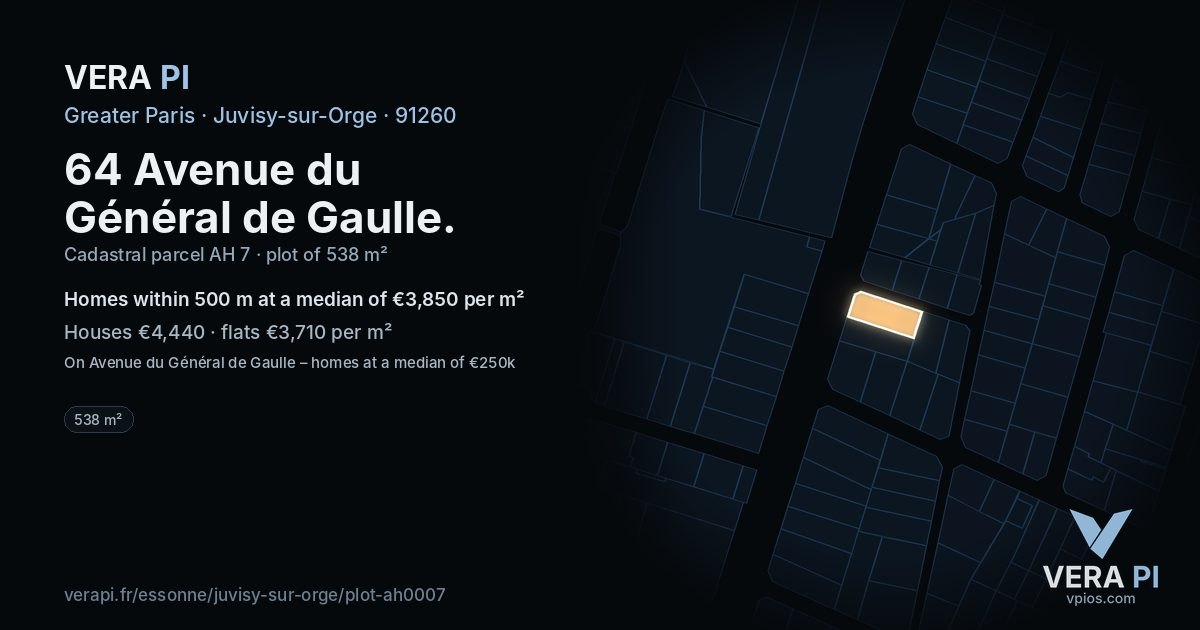64 Avenue du Général de Gaulle, Juvisy-sur-Orge at night – the plot lit, the parcels around coloured by the prices near them