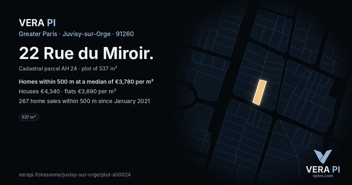22 Rue du Miroir, Juvisy-sur-Orge at night – the plot lit, the parcels around coloured by the prices near them