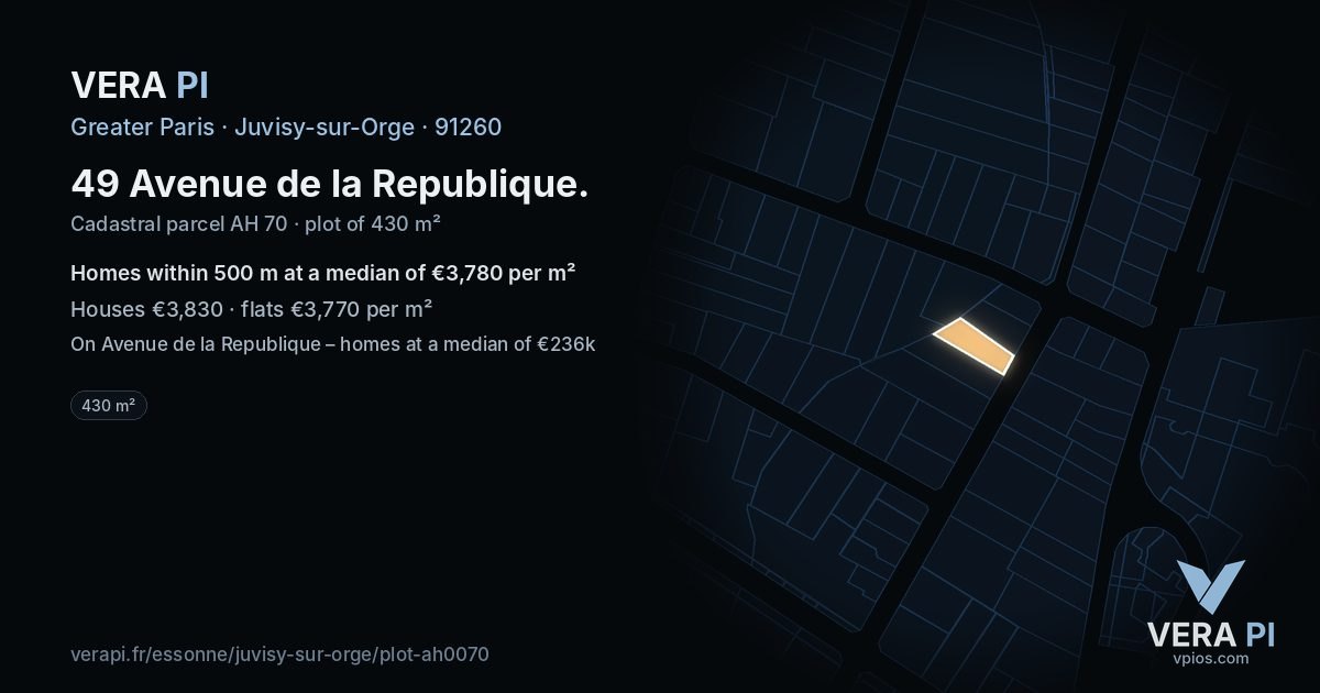 49 Avenue de la Republique, Juvisy-sur-Orge at night – the plot lit, the parcels around coloured by the prices near them