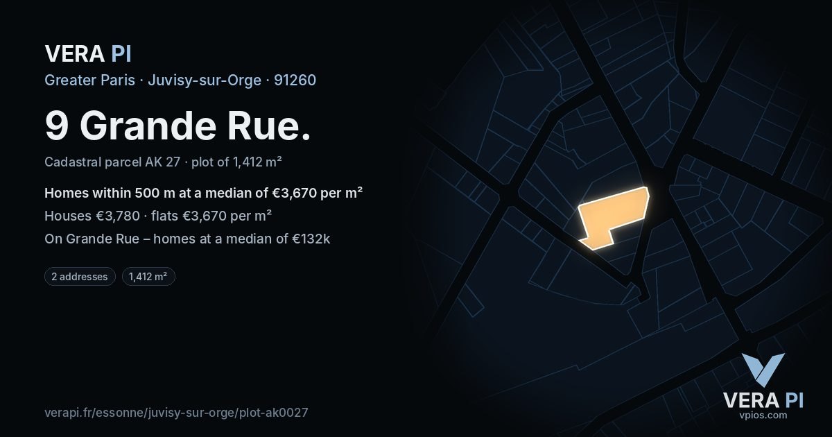 9 Grande Rue, Juvisy-sur-Orge at night – the plot lit, the parcels around coloured by the prices near them